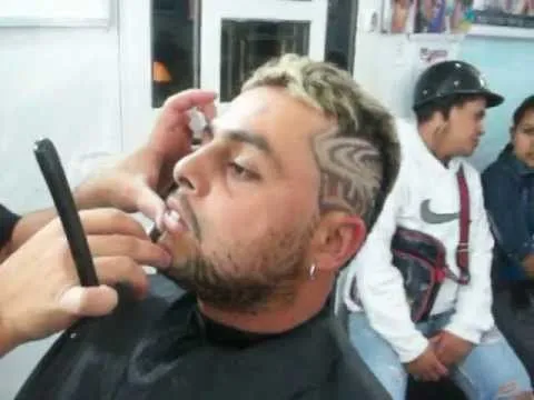 CORTE TRIBAL Y BARBA - YouTube