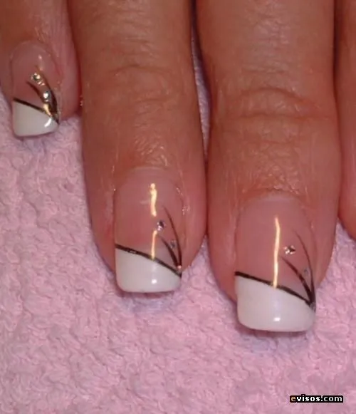 Cortes y Belleza: manicure