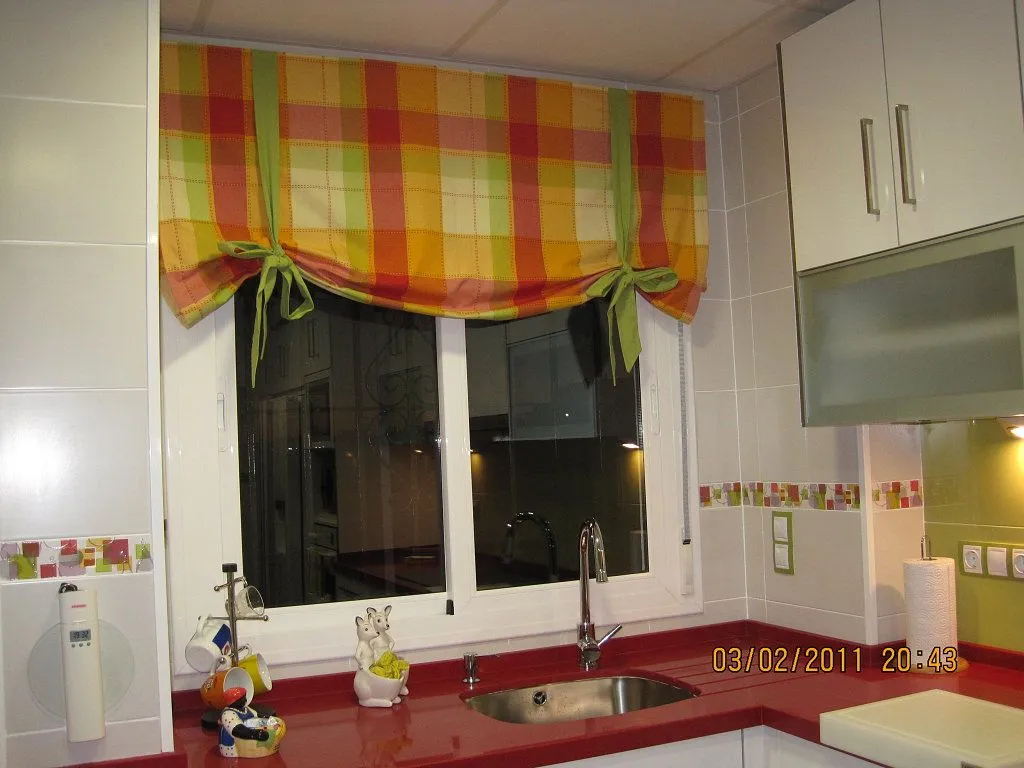 cortinas para puerta y ventana de cocina | Decorar tu casa es ...