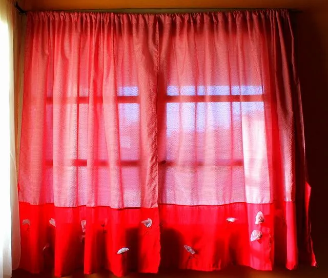 Cortinas rojas | Flickr - Photo Sharing!