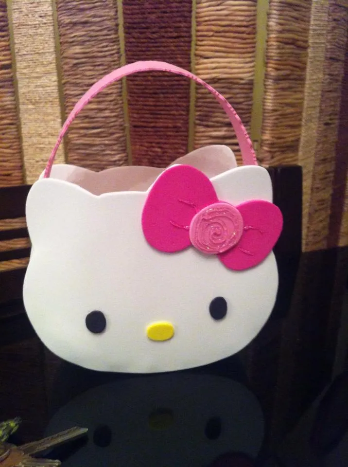 Mis cositas de goma eva: Dulcero Hello Kitty