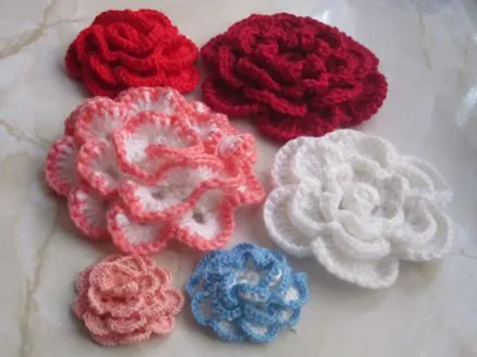 Cositas para Victoria: DIADEMAS: APLIQUES FLORES DE CROCHET