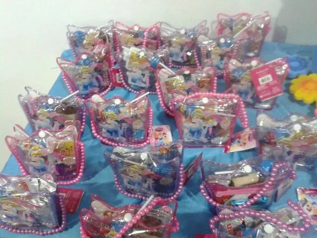 Cotillones cenicienta | Fiesta Princesas | Pinterest