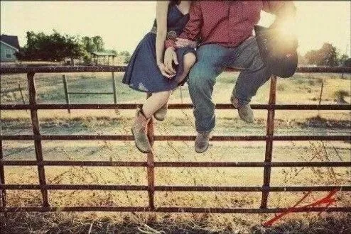 Cowgirl love. Amor vaquero. | She's country(; | Pinterest ...