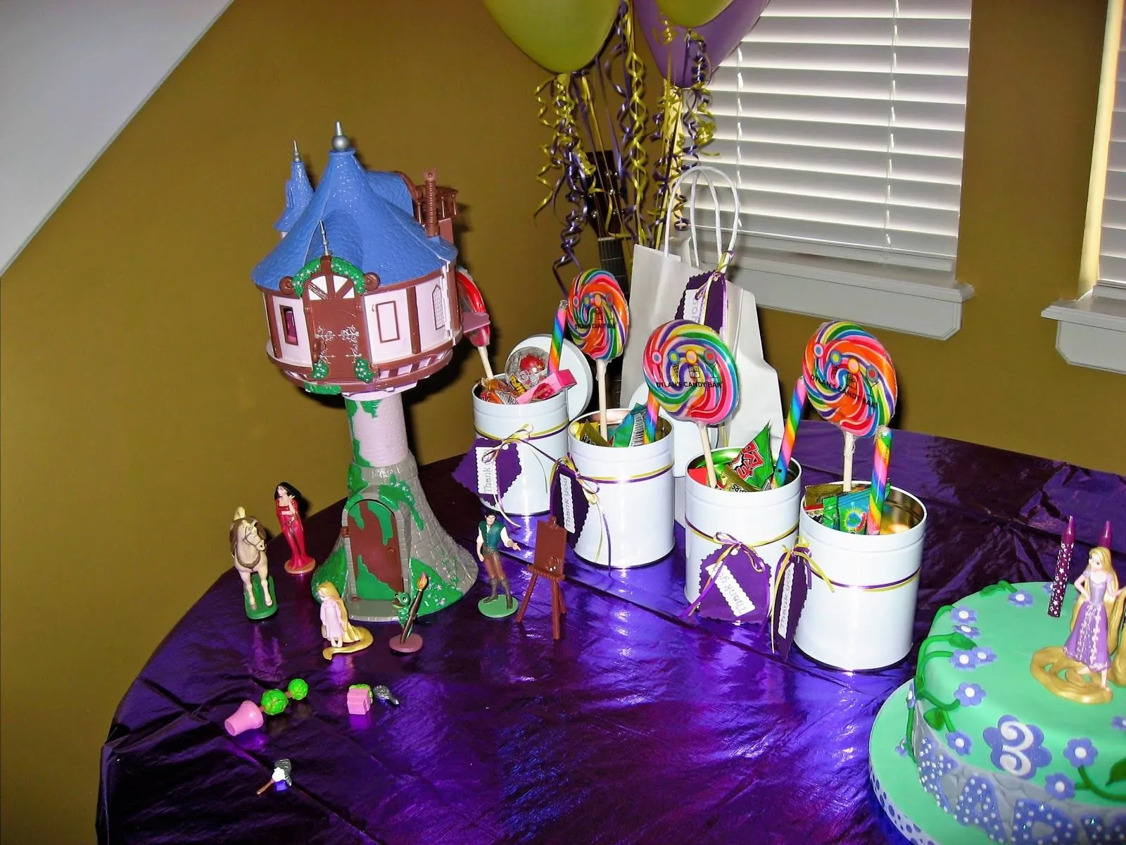 Crafting: Ideas para fiesta infantil Tema: Rapunzel (