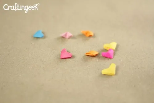 Craftingeek*: Como hacer corazoncitos de papel