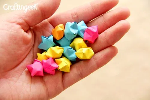 Craftingeek*: Estrellitas de Papel // Origami Lucky Stars DIY