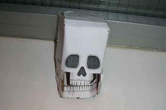 Cráneo para esqueleto en Halloween | Manualidades Infantiles
