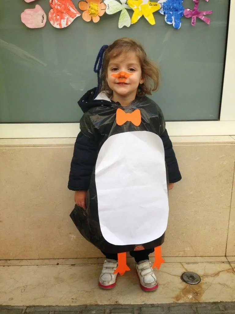 ⭐ Crea tu propio disfraz de pingüino con bolsas de basura ⭐ - Partfy.com