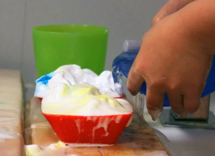 Crea momentos: SEMANA 16. Fiesta de la espuma en la bañera con ...