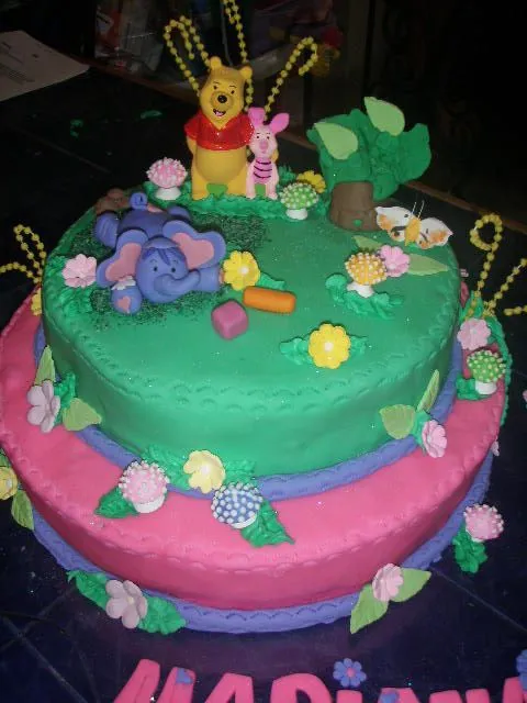 CREACIONES EMIVER :::::: Torta de Winnie Pooh