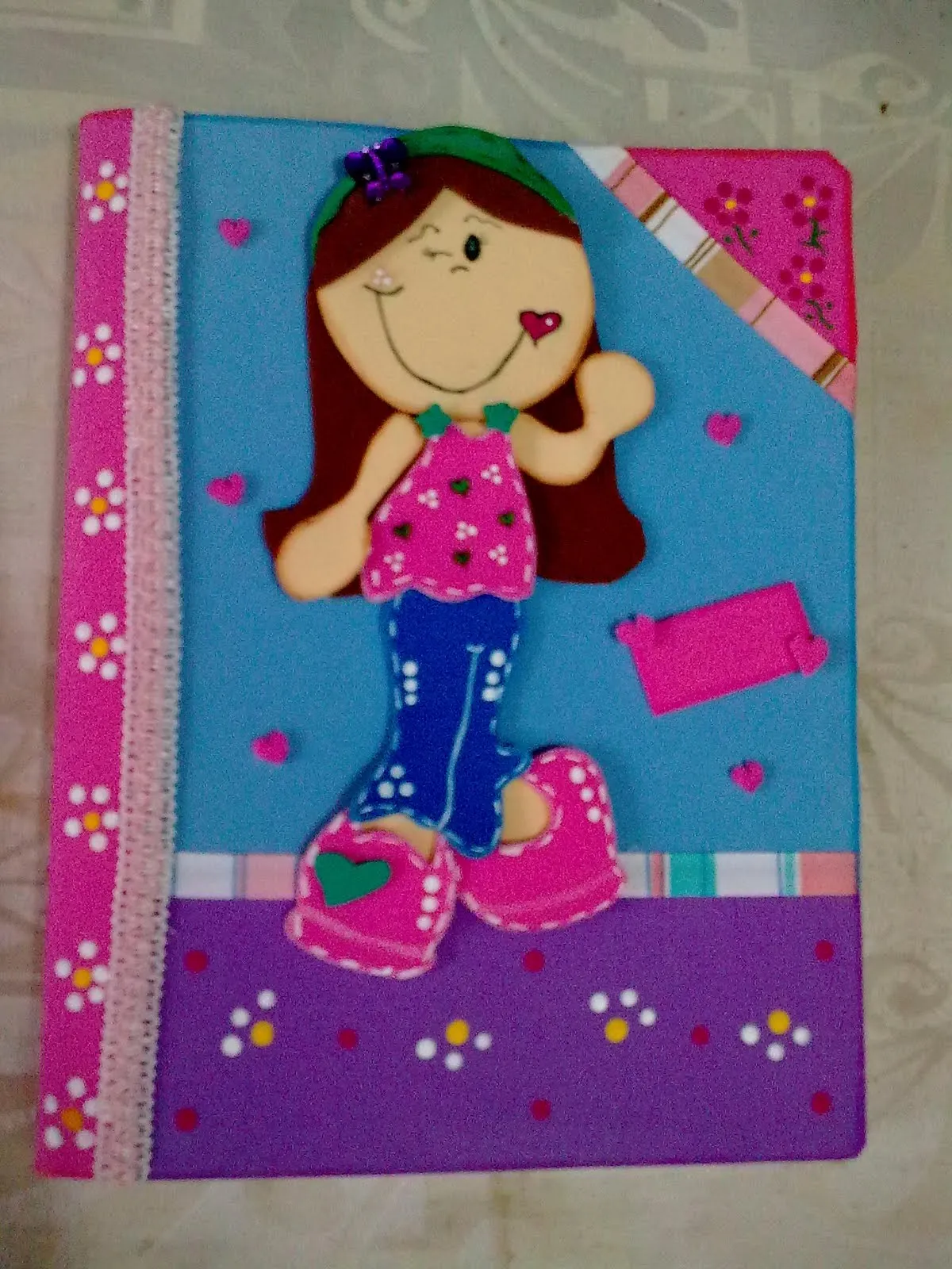 Creaciones Isabel: Libretas decoradas.........