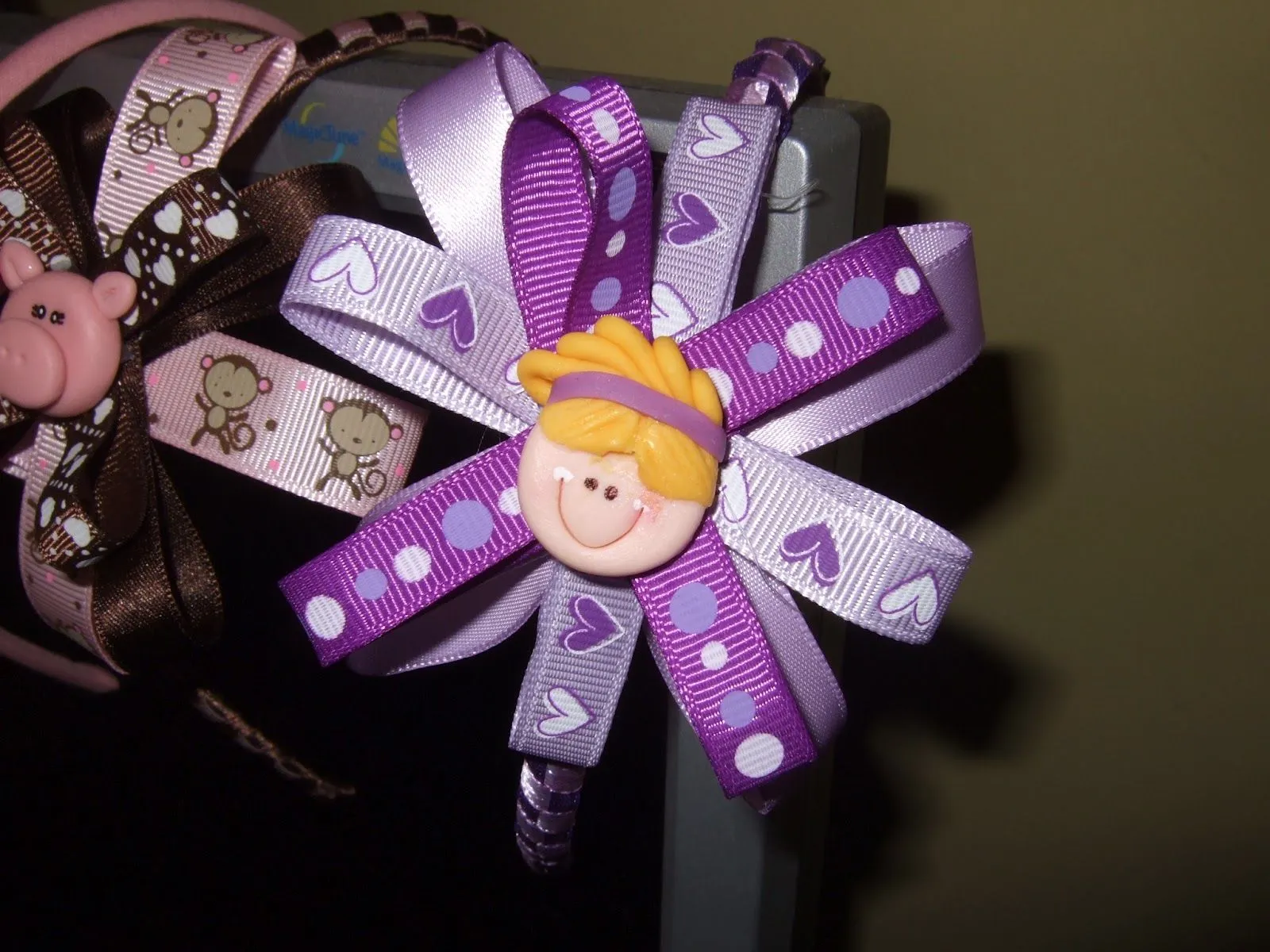 Creaciones Mariu: DIADEMAS CON CINTAS GROSGRAIN