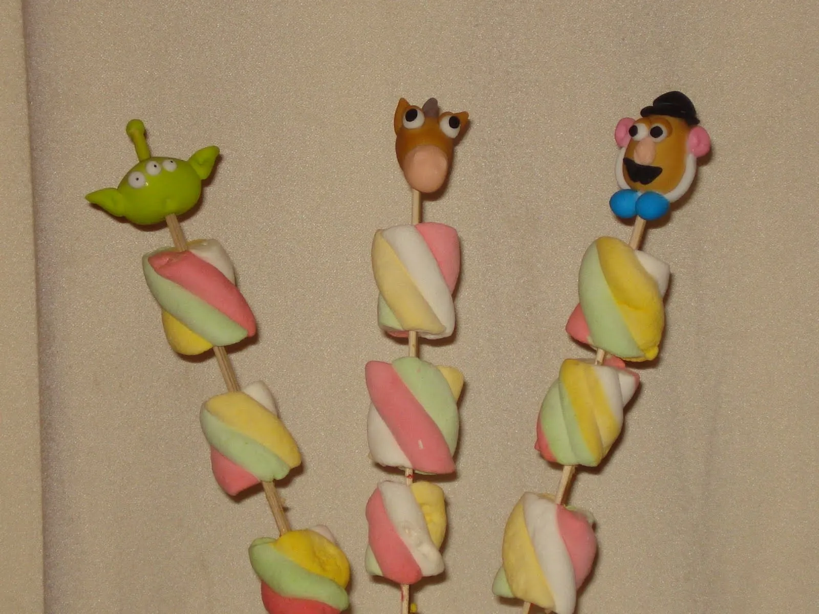 Creaciones Natalia: Brochetas Toy Story