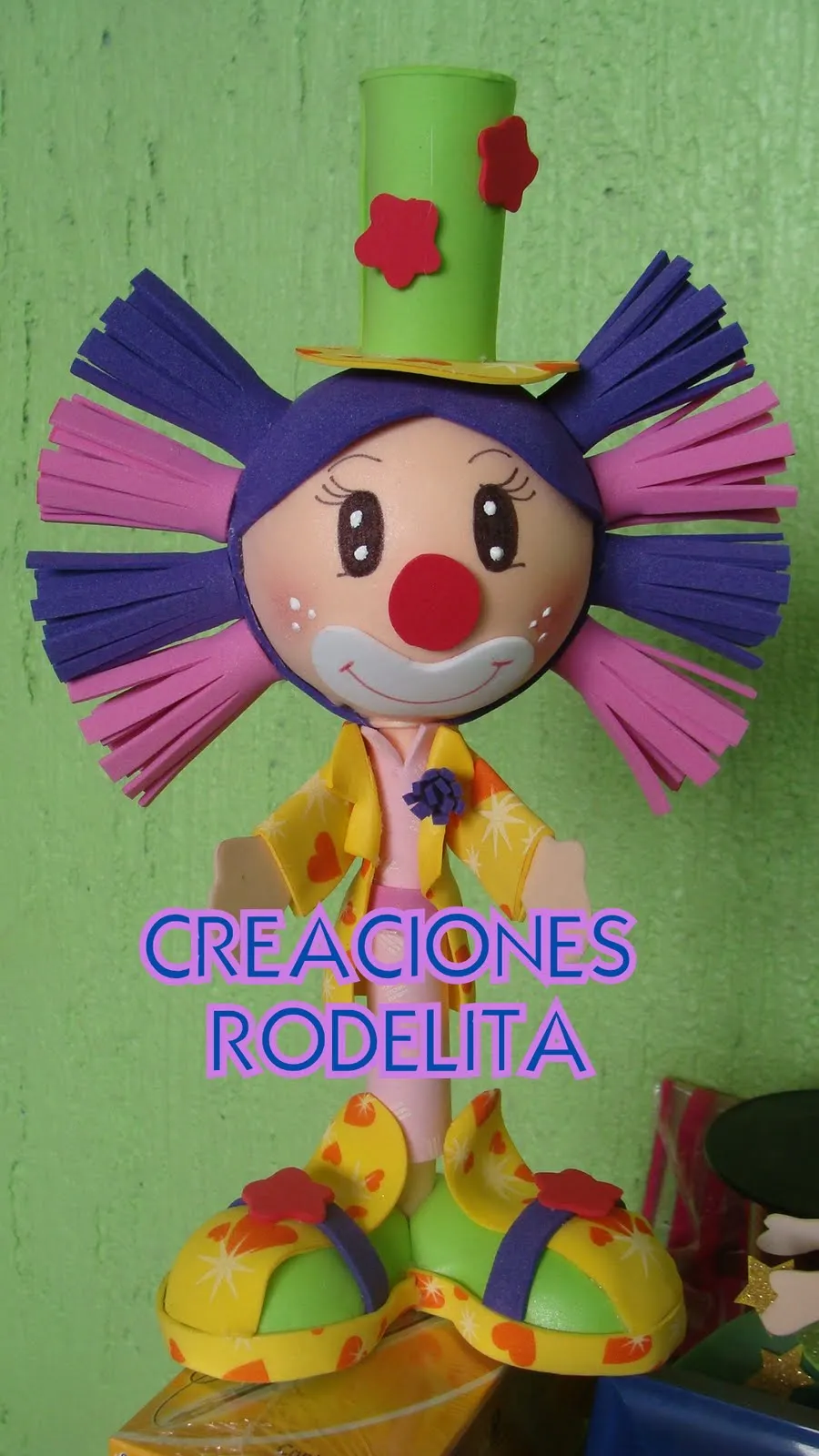 CREACIONES RODELITA: UNA PAYASITA