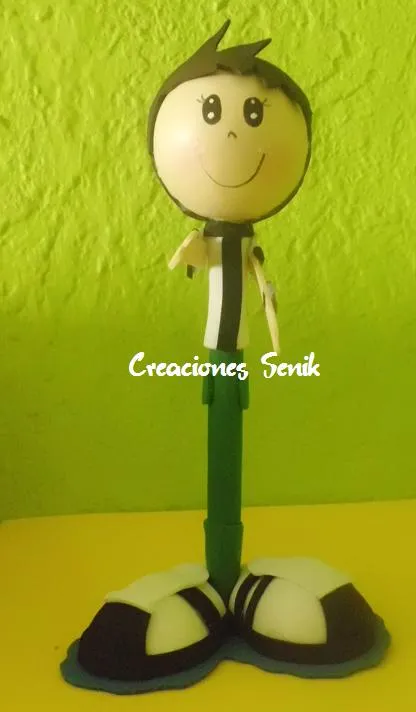 Creaciones SeNik: Plumas Decoradas