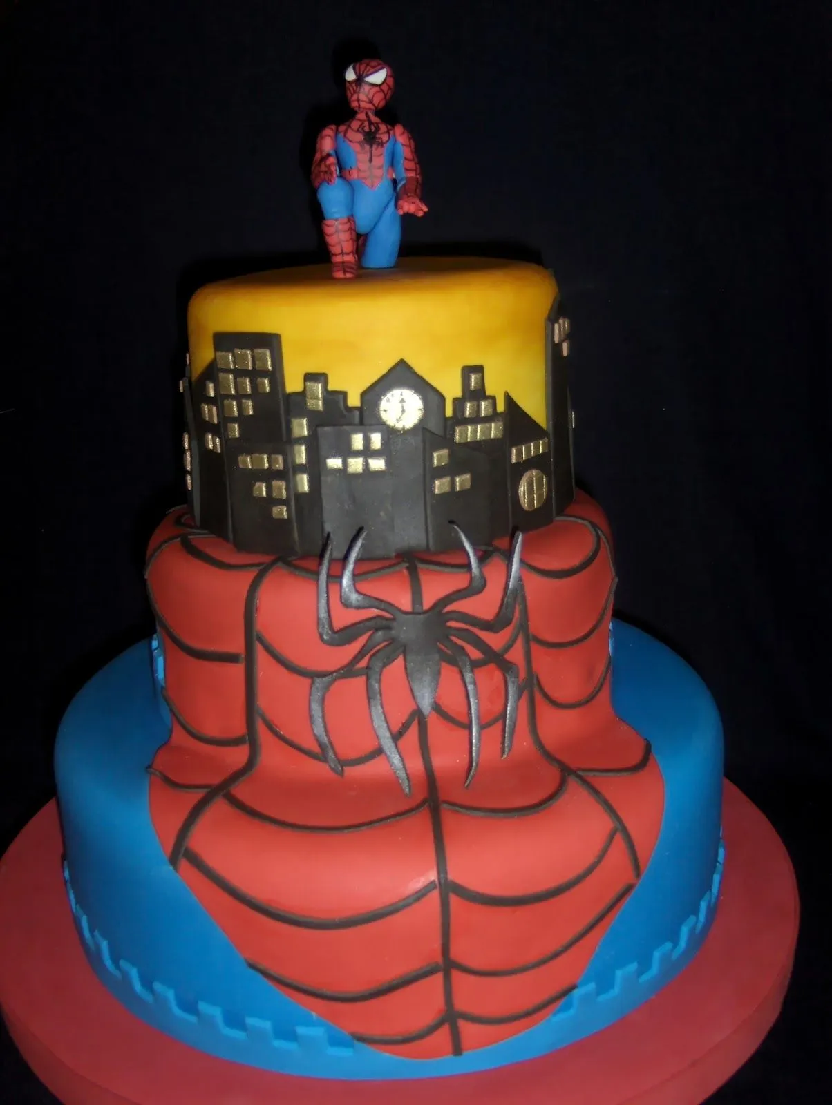 Creando en azucar: Torta Spiderman