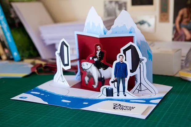 A Creative Photographer Promo in the Form of a Pop-Up Card