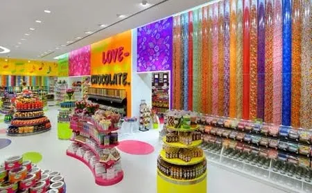 Creciendo el arco iris: CANDYLICIOUS: la tienda de dulces más ...