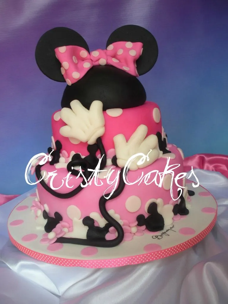 Cristy's Cakes: Minnie Mouse