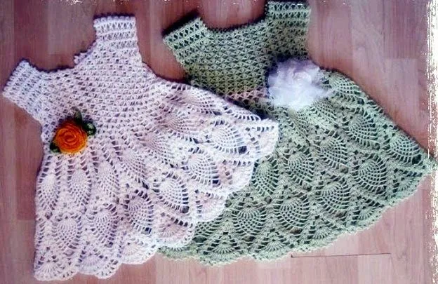 CROCHE COM RECEITA: Vestidos em crochê para o bebê