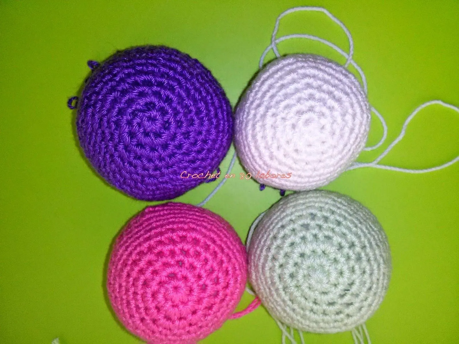 Crochet en 80 labores: Gusano de colores de ganchillo