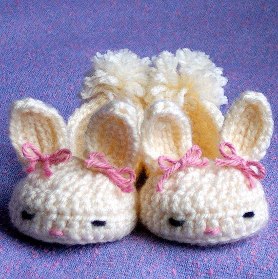 Crochet patterns baby booties Classic Year-Round Bunny House ...