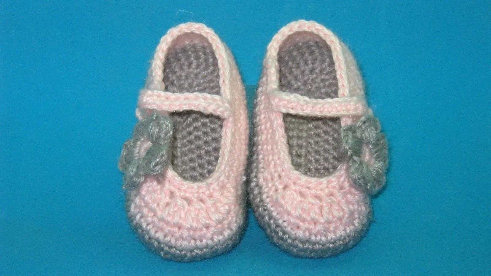 Qué Crochet !!!: ZAPATITOS PARA BEBE