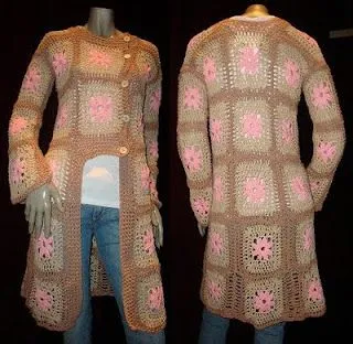 La crochetnauta: Sacos realizados con cuadrados al crochet.