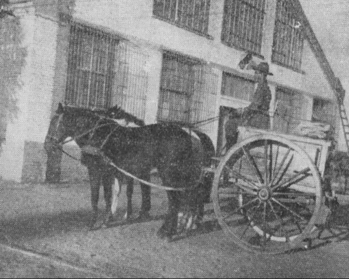 El Cuarto Espejo: La carreta: Símbolo del último viaje