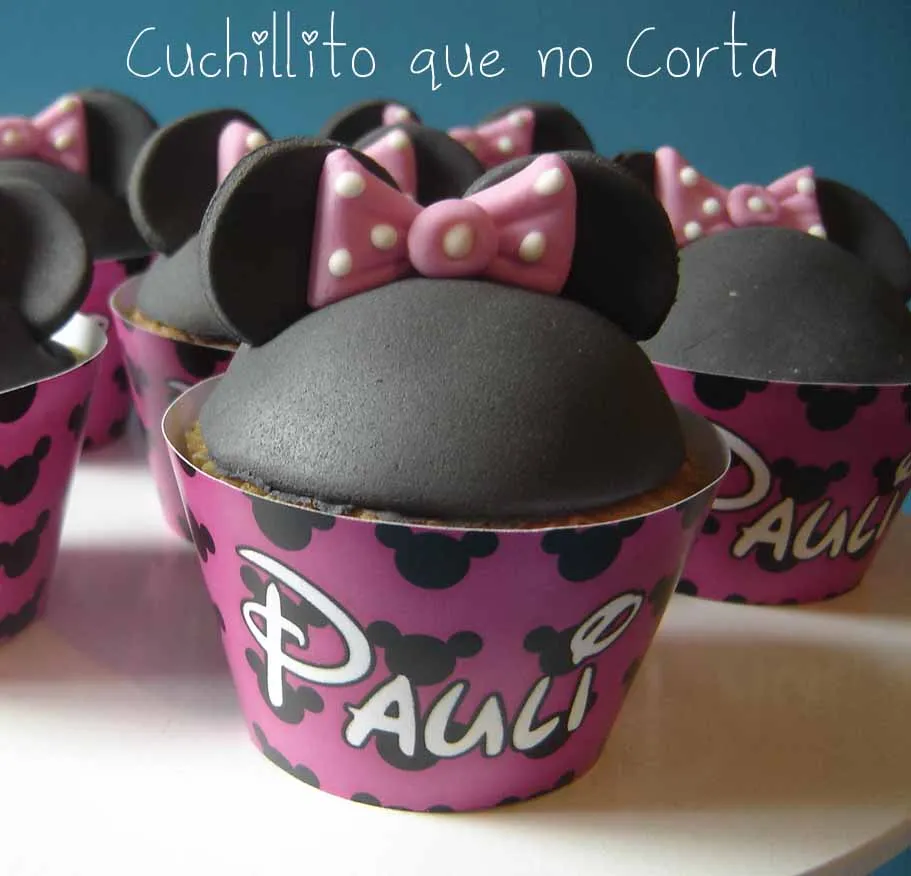 Muchas orejitas y moños para el cumple de Pauli!