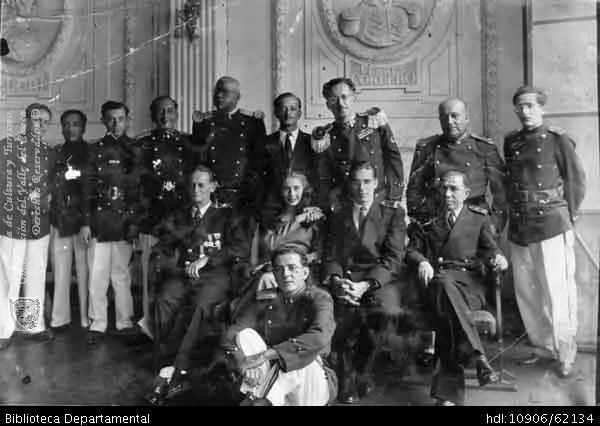 Cuerpo de Bomberos Voluntarios de Cali en el anirvesario del ...