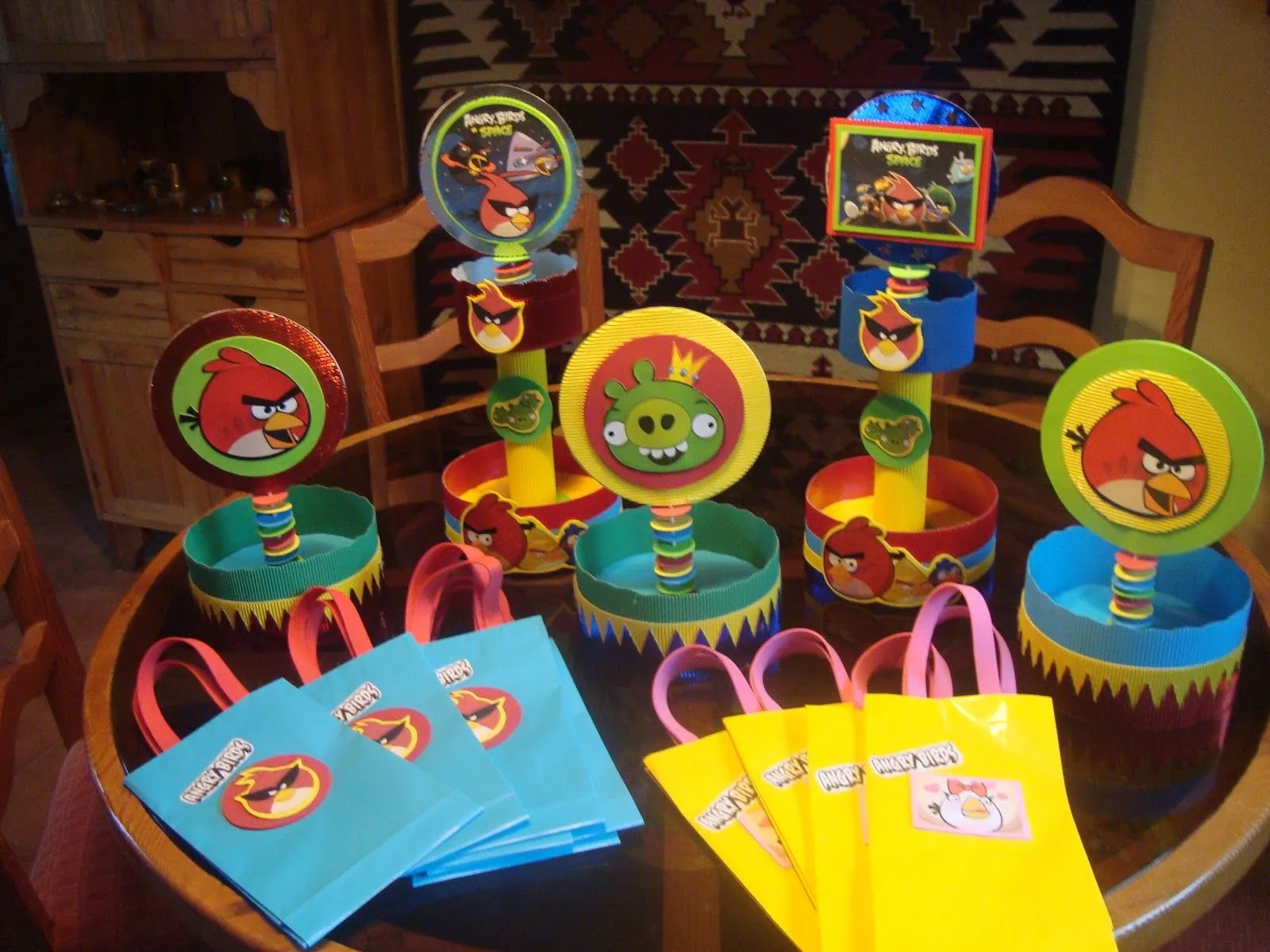 Decoración de cumpleaños Angry Birds - Imagui