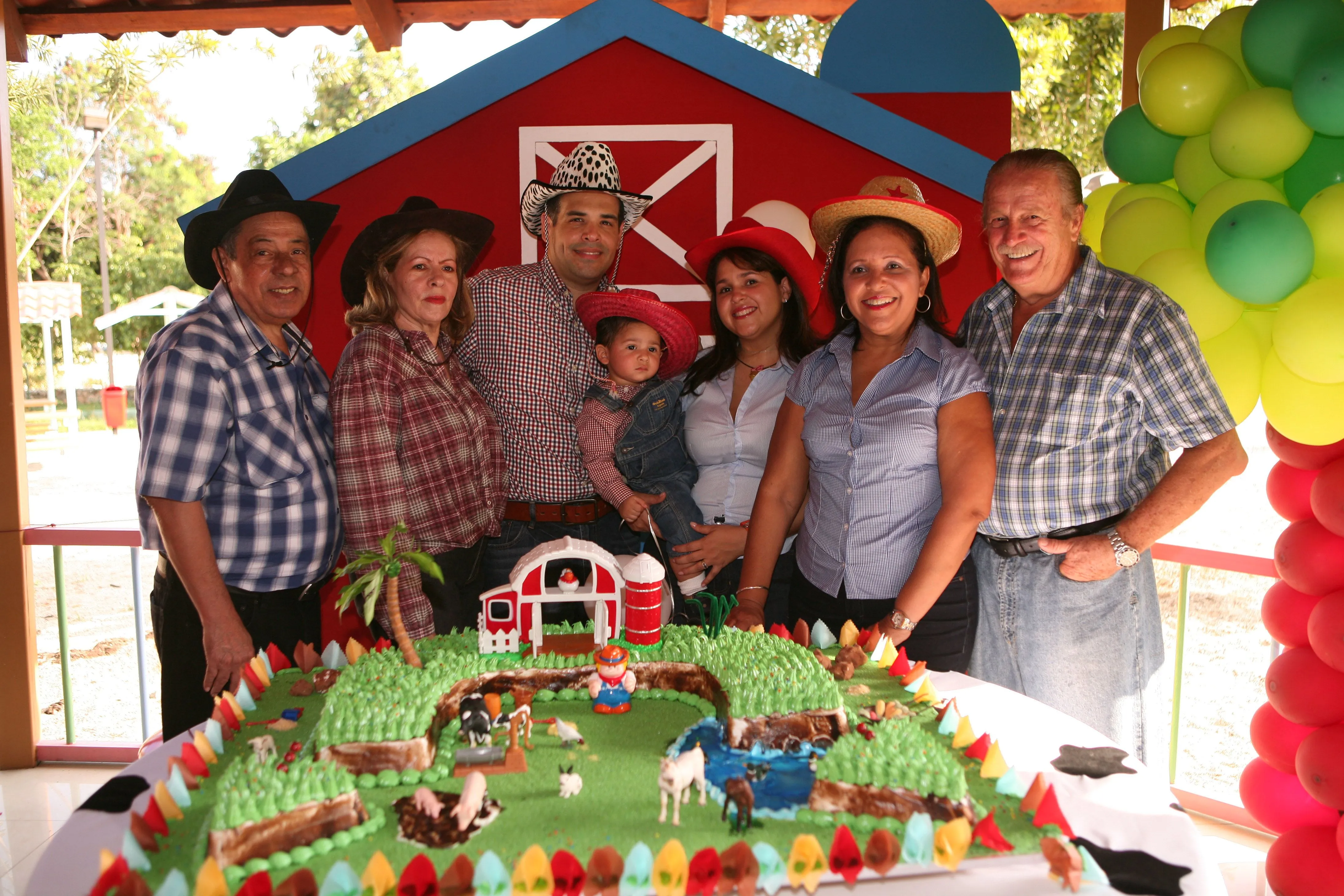 CUMPLEAÑOS CON GRANJA - Imagui