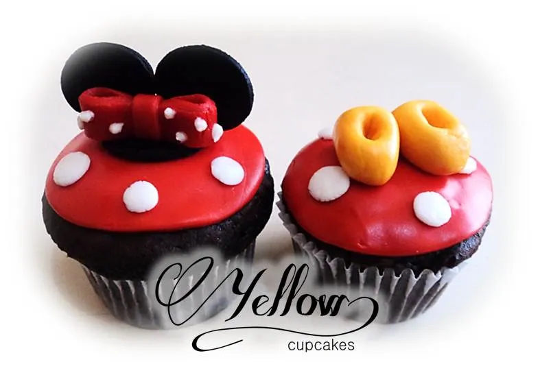 Yellow Cupcakes: Cupcakes de Chocolate, estilo Minnie :