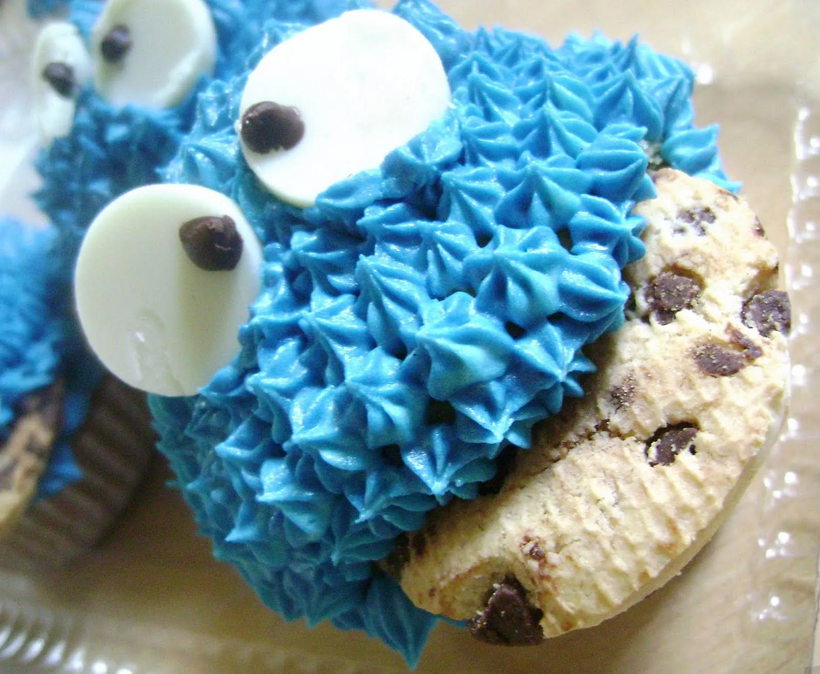 COOKIE MONSTER CUPCAKES | Ganache Pastelería