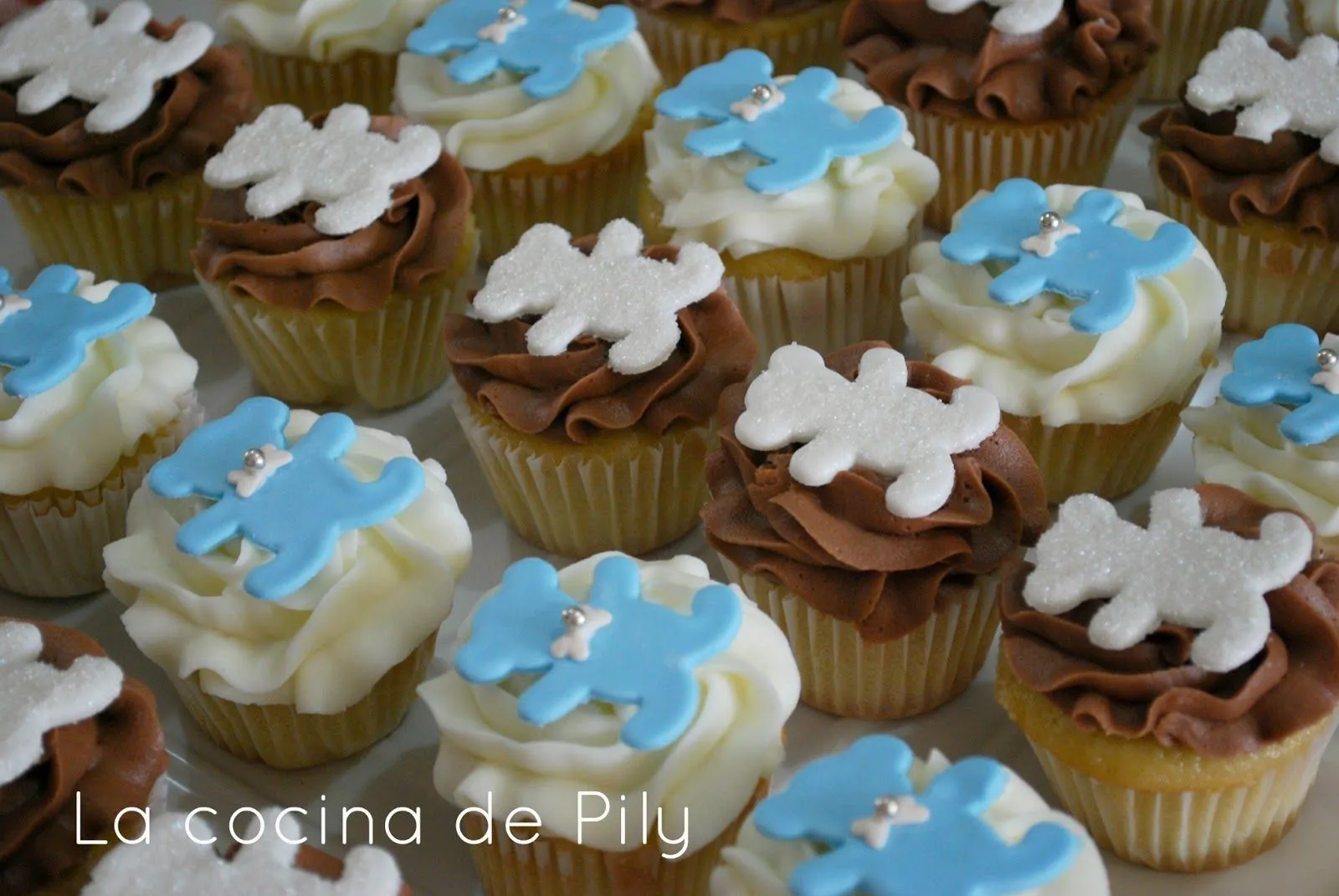 Cupcakes para baby shower - Imagui