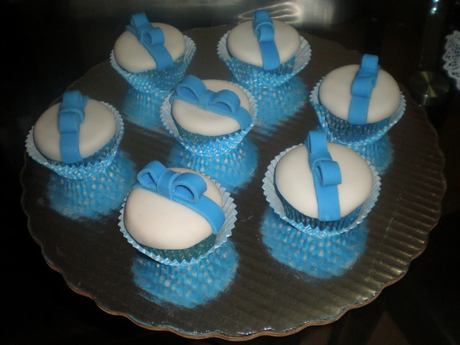 Cupcakes baby shower niño - Imagui