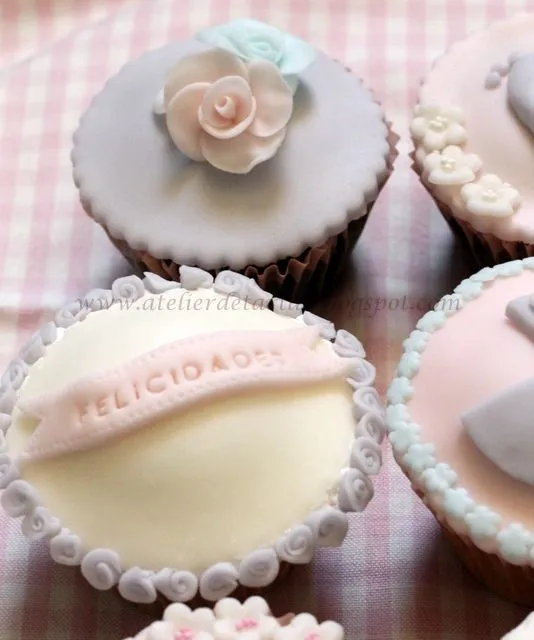 Cupcakes bautizo niña - Imagui
