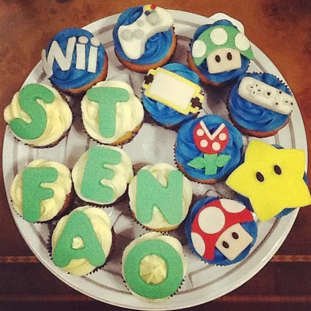 Cupcakes de cumpleaños #igers #lecheria #yummy #cupcakes ...