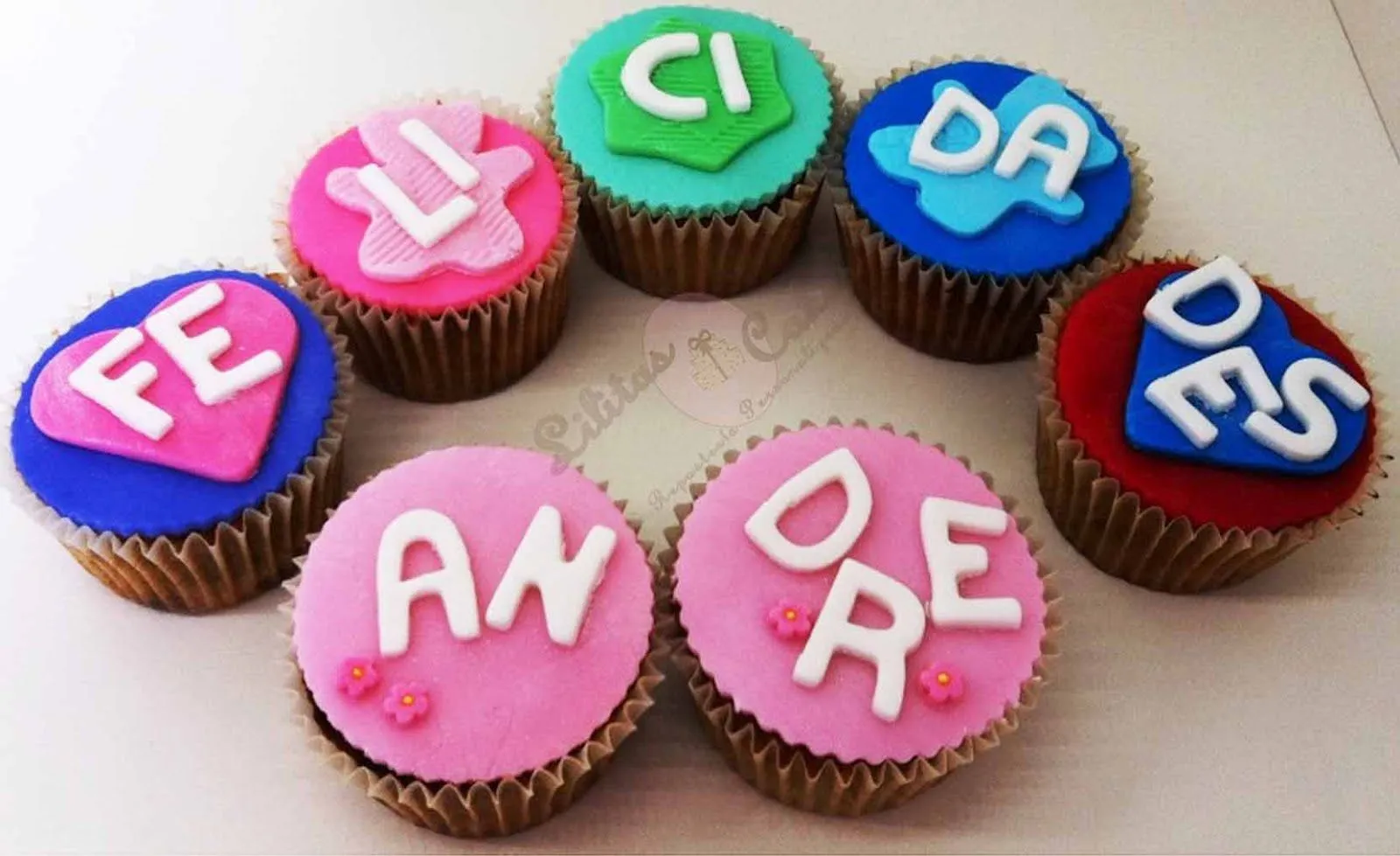 Cupcakes de Feliz Cumpleaños!! muy original ~ Tartas Personalizadas