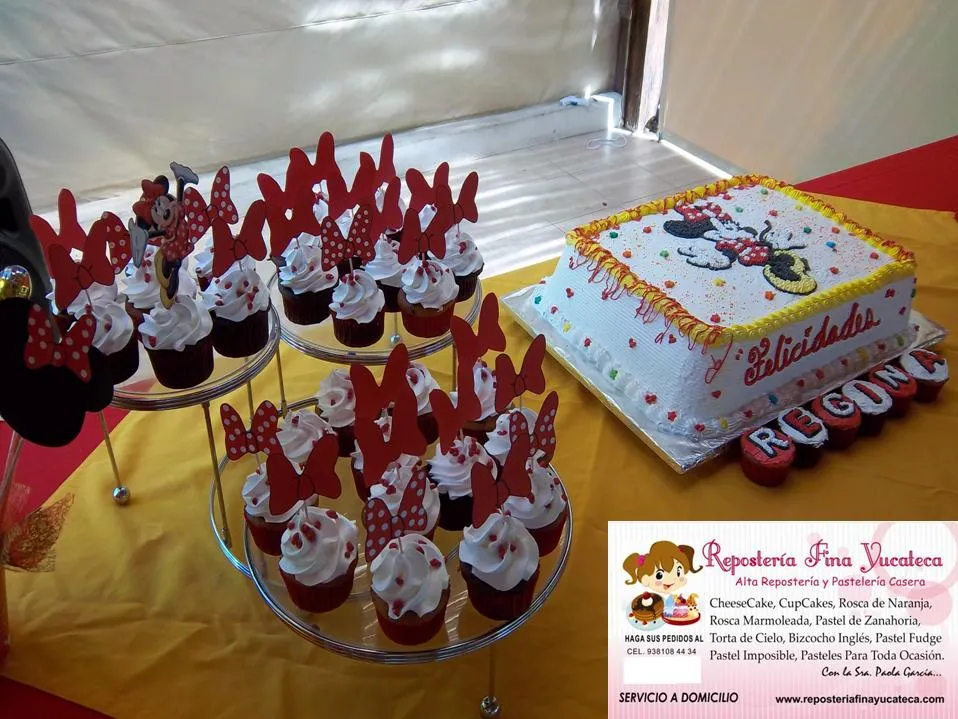 cupcakes y pastel mimi mouse 120 cupcakes de vainilla bautizo torre ...