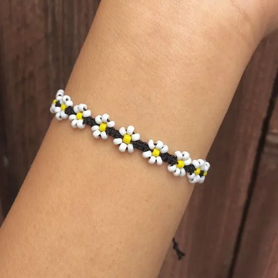 CURSO: APRENDE A REALIZAR HERMOSAS PULSERAS CON CHAQUIRA ~ Solountip.com