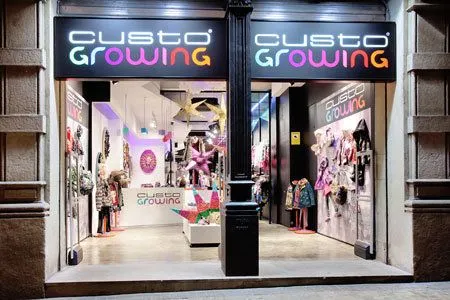 Custo Barcelona inaugura su primera tienda de niños Custo Growing ...