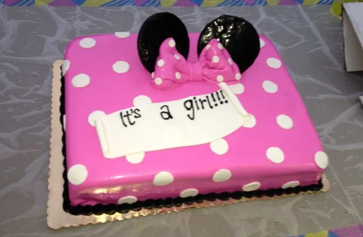 Cute Minnie Mouse baby shower cake. | <3 | Pinterest