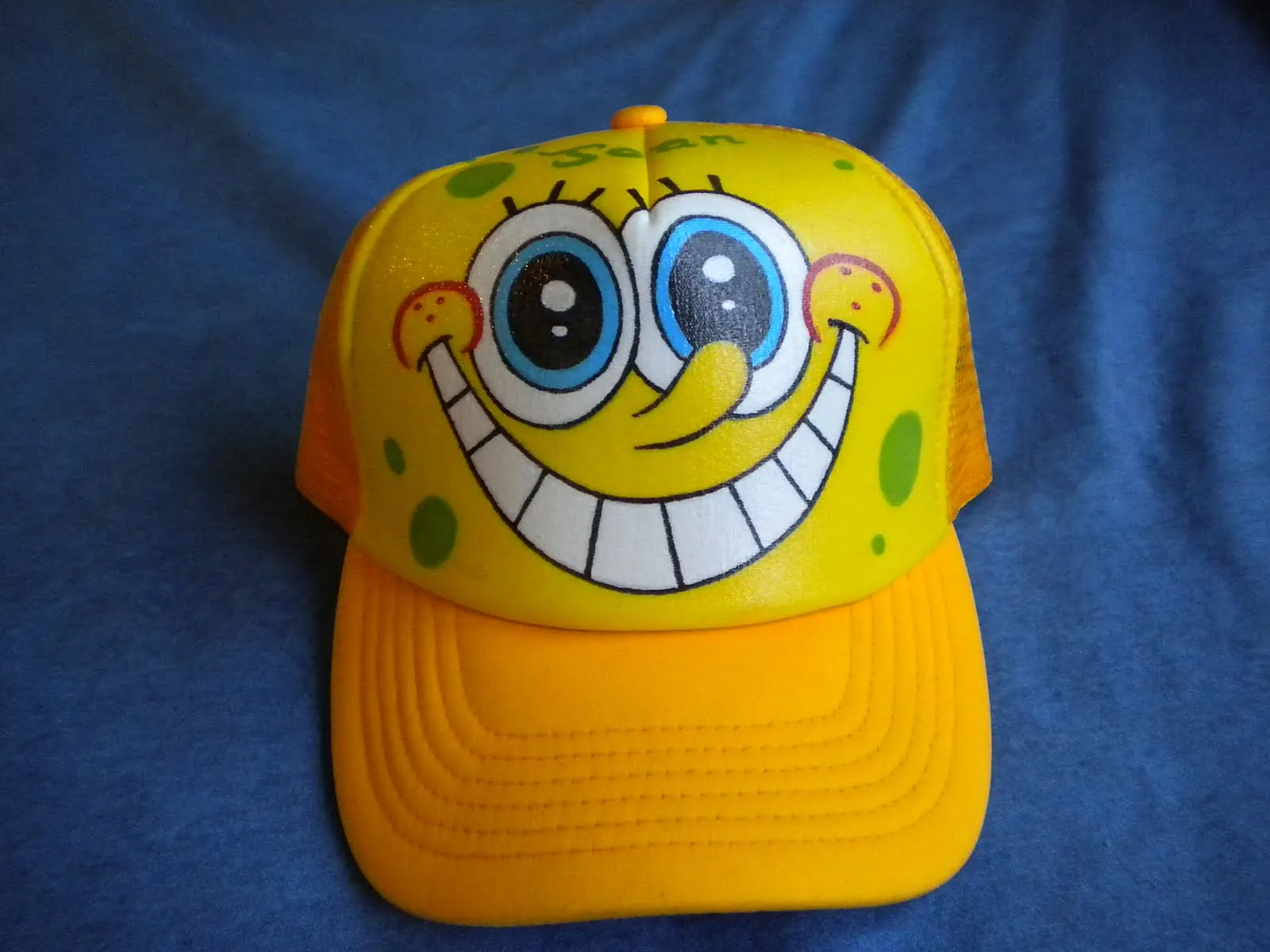 dabeat tattoos y mas...: gorras familia bob esponja