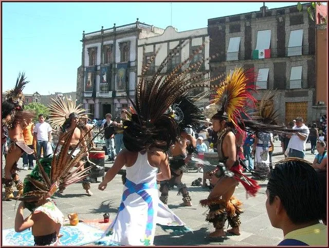 Danzantes Aztecas,Ciudad de México | Flickr - Photo Sharing!