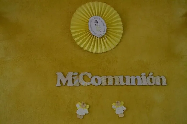 deco comunion: cartel de madera decorado con papeles de scrap ...