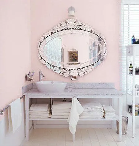 Decora tu baño con un estilo romántico | Decoracion de Baños