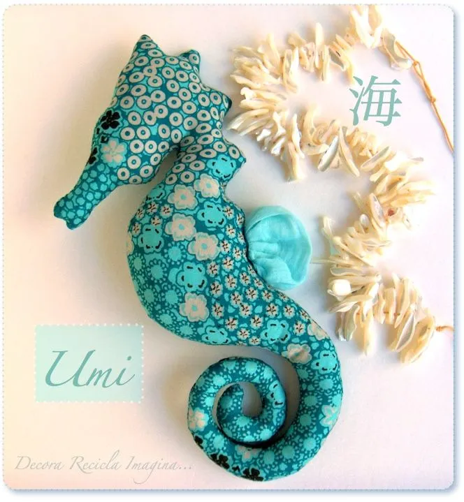 Decora Recicla Imagina …: Umi El Caballito de Mar - Umi The Sea Horse